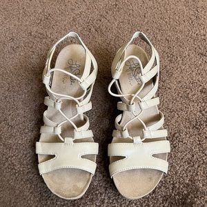 Lifestride soft system sandals size 6.5